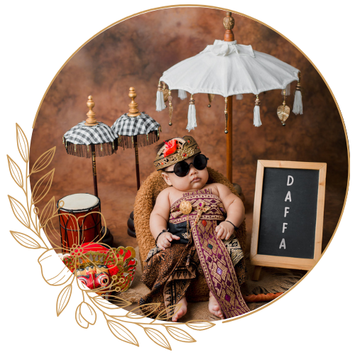 Neutral Grey Floral Circle Logo (1)